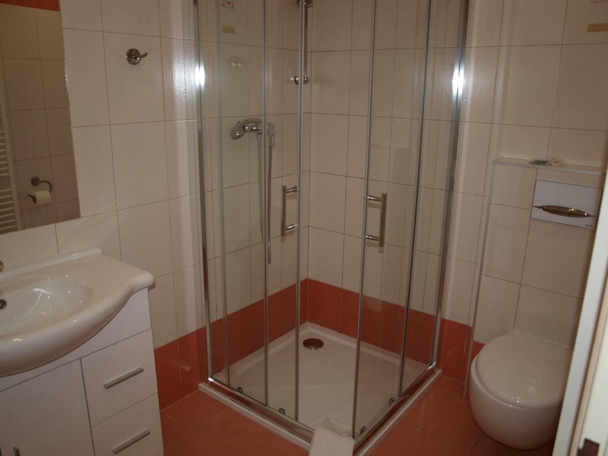 Tweepersoonskamer met 2 Aparte Bedden