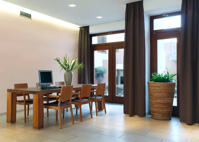 Hotel 4 estrelas: Hotel Carol