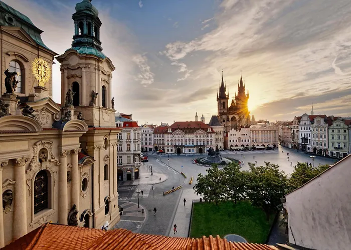 Ping Pong hotel: Hotel Lippert