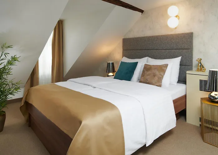 Apart hotel: Golden Angel Suites By Adrez